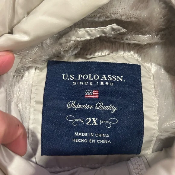 U.S. Polo Assn. Off-White Puffer Jacket - Picture 6 of 8